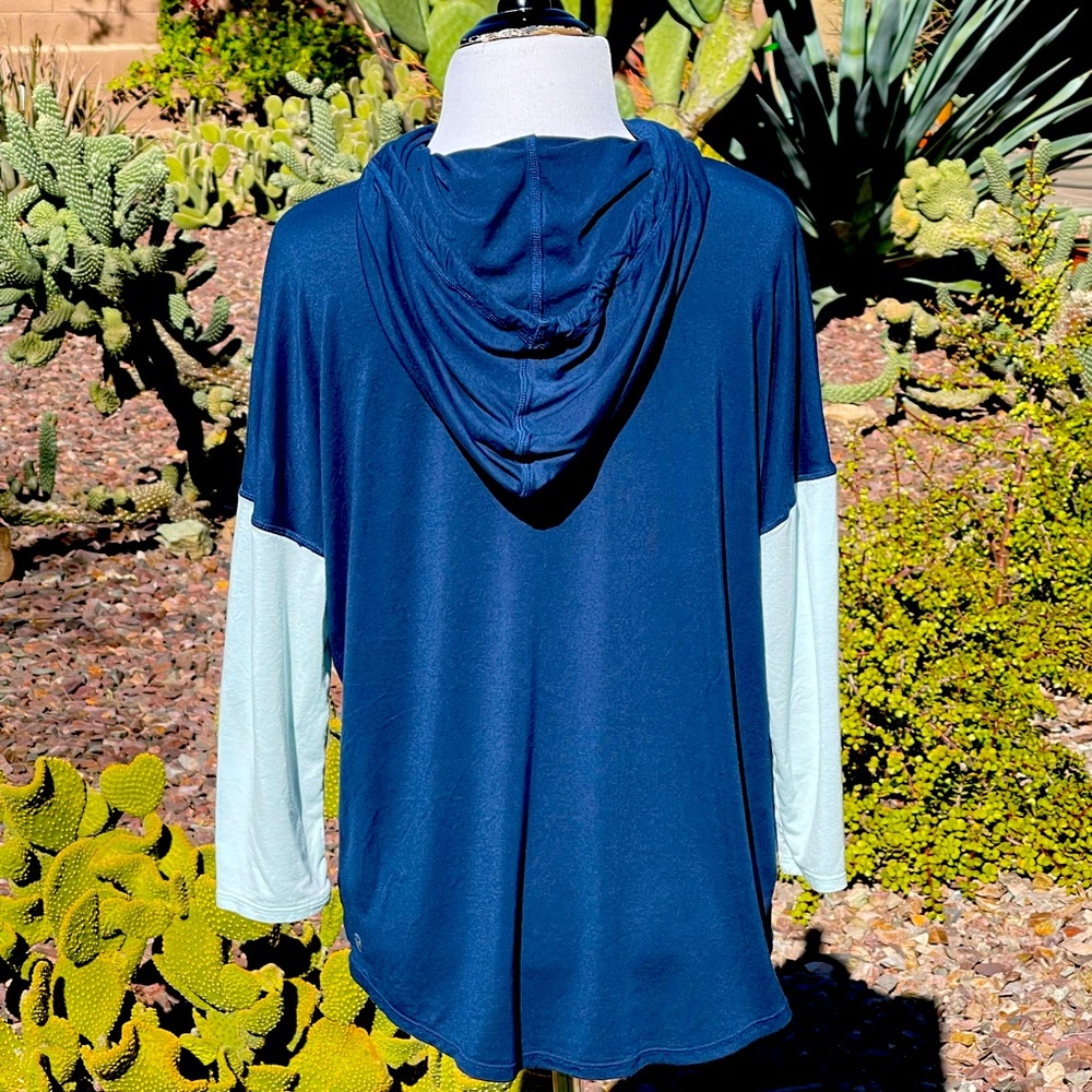 GAIAM TOP - Picture 2 of 3
